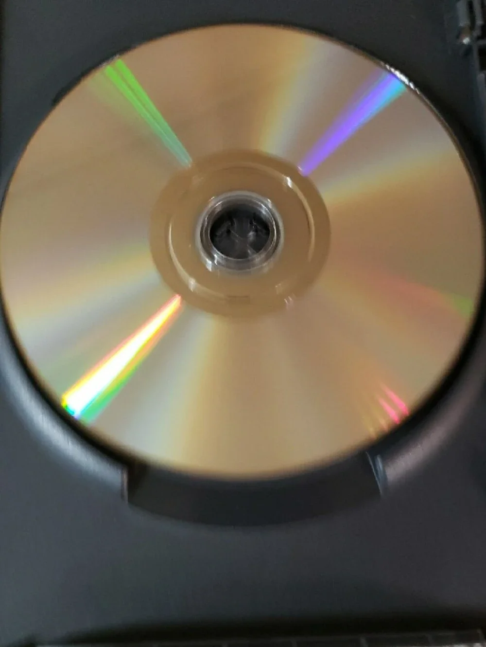 Marvel Iron Man DVD - Red, Gold, Blue Cover - Picture 4 of 4